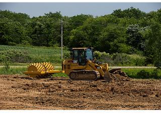 Pásové nakladače Caterpillar 953K