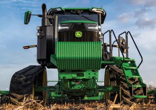 Pásové traktory John Deere 8RT 340