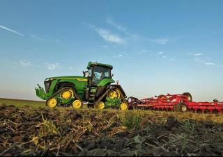 Pásové traktory John Deere 8RX 310