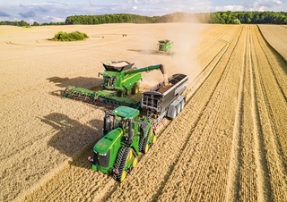 Pásové traktory John Deere 9RX 490