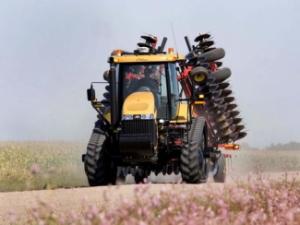 Pásové traktory Challenger MT755 C
