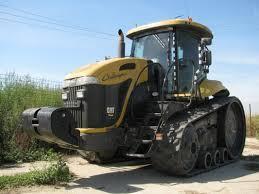 Pásové traktory Challenger MT765 B