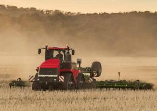 Pásové traktory Case IH Quadtrac 470
