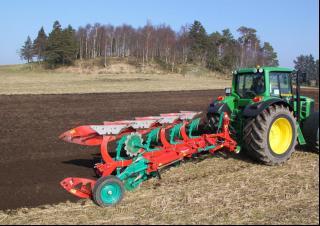 Pluhy Kverneland 150 S 85 Vari.