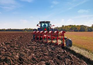 Pluhy Kverneland 3400 S 100