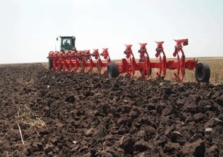 Pluhy Kuhn Challenger OL 12 NSH + ZXL 