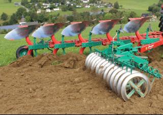 Pluhy Kverneland EG 100/300