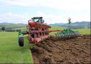 Pluhy Kverneland EG 85/300