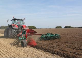 Pluhy Kverneland LB 85/300