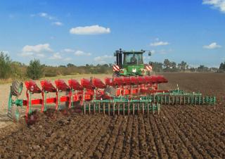 Pluhy Kverneland RW 100 Semivario