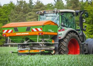 Technologie kejdy a hnoje Rozmetadla průmyslových hnojiv Amazone ZA-V 2000 Super