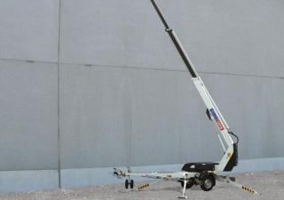 Teleskopické pracovní plošiny Přívěsné teleskopické pracovní plošiny Dino Lift Dino 135TB