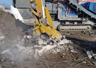 Přídavná zařízení Pulverizátory OSA Demolition Equipment FM 55