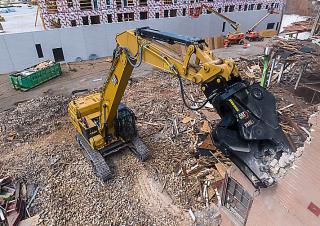 Přídavná zařízení Pulverizátory Caterpillar P345