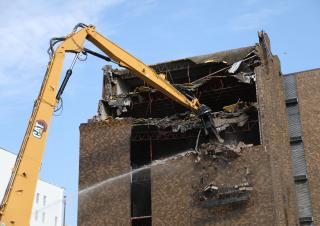 Přídavná zařízení Pulverizátory Caterpillar P345