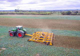 Radličkové podmítače Agrisem Agromulch 8.00 Gold