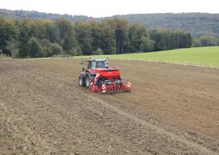 Radličkové podmítače Kuhn CD 3020