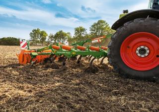 Radličkové podmítače Amazone Cenius 3003 Super