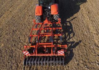 Radličkové podmítače Kubota CU3501F DW