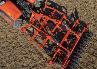 Radličkové podmítače Kubota CU3501F DW