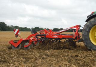 Radličkové podmítače Kuhn Cultimer L 300 T