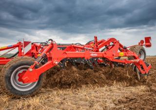 Radličkové podmítače Kuhn Cultimer L 4000 NSM