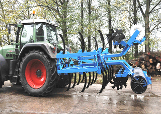 Radličkové podmítače Bremer SHG 390/30 Champion