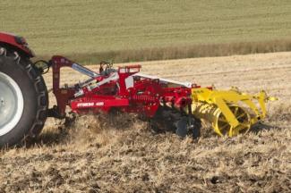 Radličkové podmítače Pöttinger Synkro 4020 K