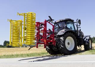 Radličkové podmítače Pöttinger Synkro 5020 K