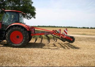Radličkové podmítače Kverneland Turbo 8000 