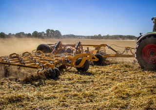 Radličkové podmítače Agrisem Vibromulch 12.00 