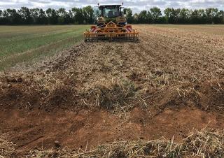 Radličkové podmítače Agrisem Vibromulch 4.00