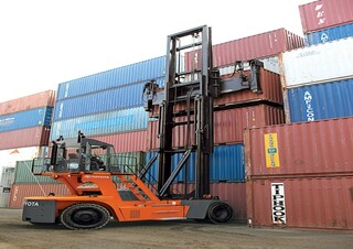 Reach stackery Toyota THD1980-E8