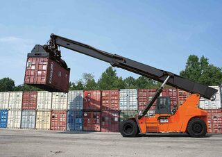 Reach stackery Toyota THD9900-R73