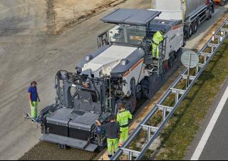 Recyklátory za studena Wirtgen W 240 CRi