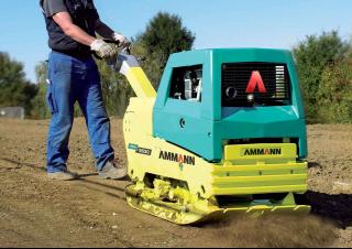 Vibrační desky Reverzní vibrační desky Ammann APH 6530 eStart