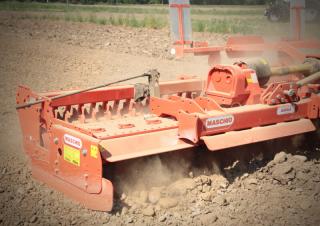 Rotační brány Maschio Aquila 6000