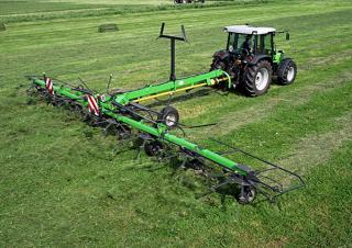 Rotační obraceče DEUTZ-FAHR CoM 14042