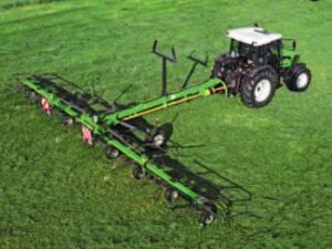 Rotační obraceče DEUTZ-FAHR CoM 8331