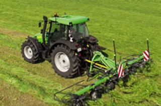 Rotační obraceče DEUTZ-FAHR CoM 7621