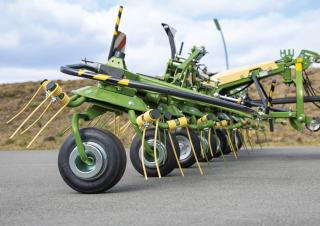 Rotační obraceče Krone Vendro 560