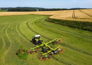 Rotační shrnovače Claas Liner 4700 Business