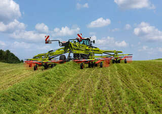 Rotační shrnovače Claas Liner 4800 Trend 