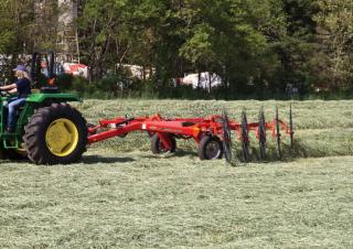 Rotační shrnovače Kuhn SR 110 GII