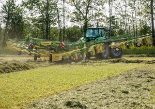 Rotační shrnovače Krone Swadro TC 1370 