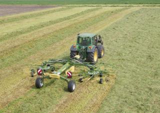 Rotační shrnovače Krone Swadro TC 680