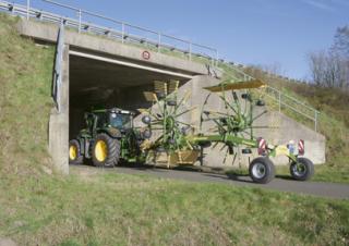 Rotační shrnovače Krone Swadro TS 680 Twin