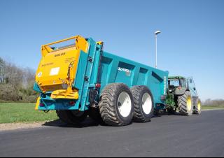 Technologie kejdy a hnoje Rozmetadla hnoje Rolland RF 7322