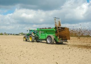 Technologie kejdy a hnoje Rozmetadla hnoje Joskin TORNADO3 T5011/11V