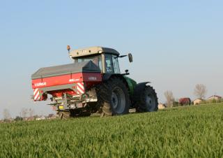 Technologie kejdy a hnoje Rozmetadla průmyslových hnojiv Unia MXL 1600 Premium 